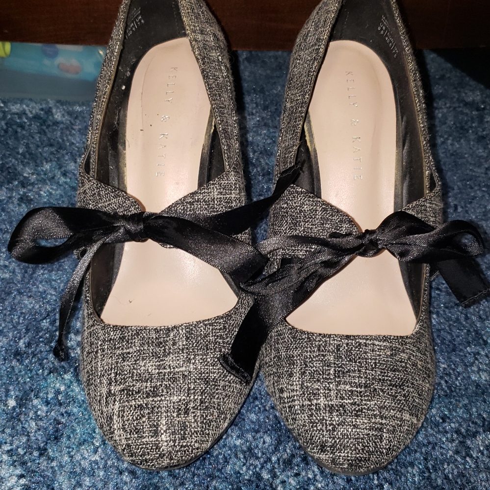 Ribbon front high heels